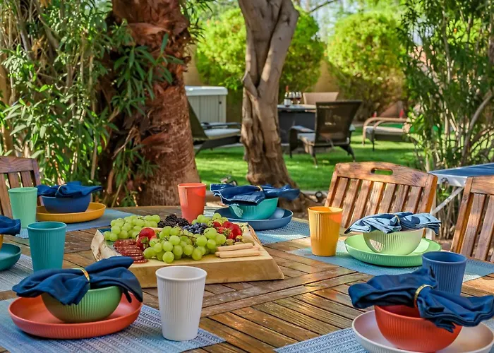 Family Retreat Hot Tub Games And Backyard Oasis *
