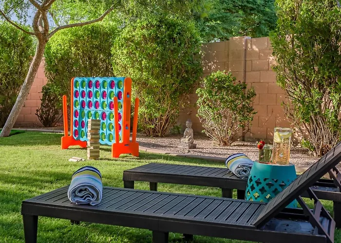 Family Retreat Hot Tub Games And Backyard Oasis Holiday home *