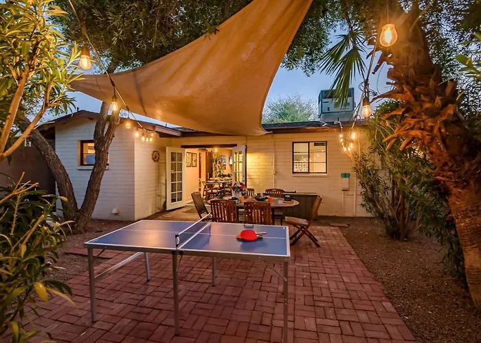 Family Retreat Hot Tub Games And Backyard Oasis Holiday home